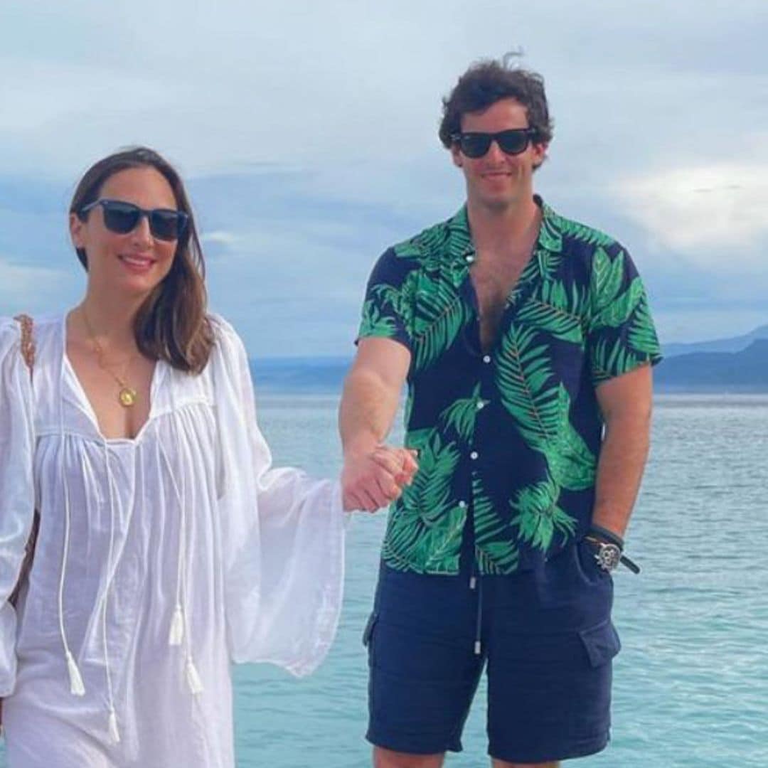 Tamara Falcó y el look más casual de su luna de miel con las zapatillas todoterreno que adora