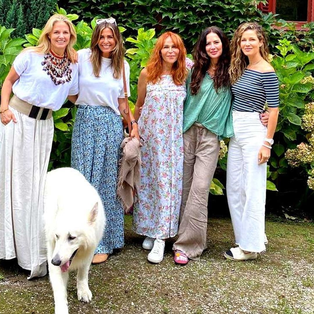 ¡Bienvenidas a palacio! El majestuoso plan 'solo chicas' con Genoveva Casanova de anfitriona