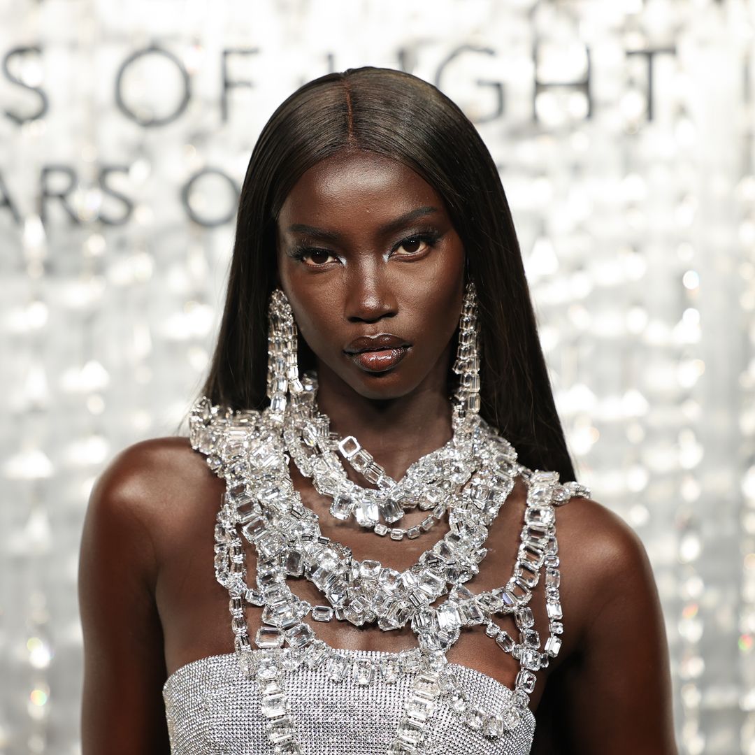 ¿Quién es Anok Yai? Nombrada la modelo del año 2025