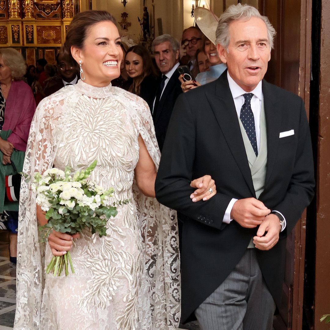 Las imágenes exclusivas de la elegante boda a la que acudió el rey Felipe: el enlace de Carlos Fernández de Araoz y Conchita Calderón que reunió a la alta sociedad