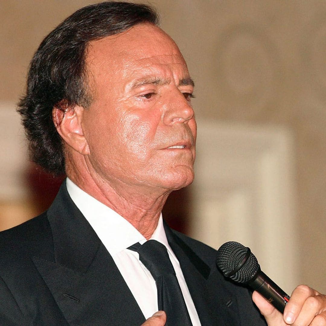 'Estoy escondido porque tengo pánico al COVID-19', Julio Iglesias explica cómo se siente