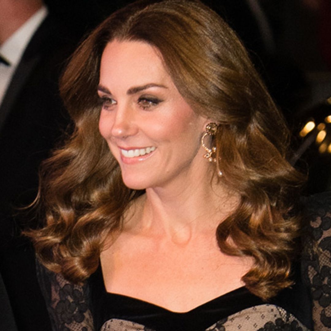Kate Middleton, de estreno en la Royal Variety con un falso 'naked dress'