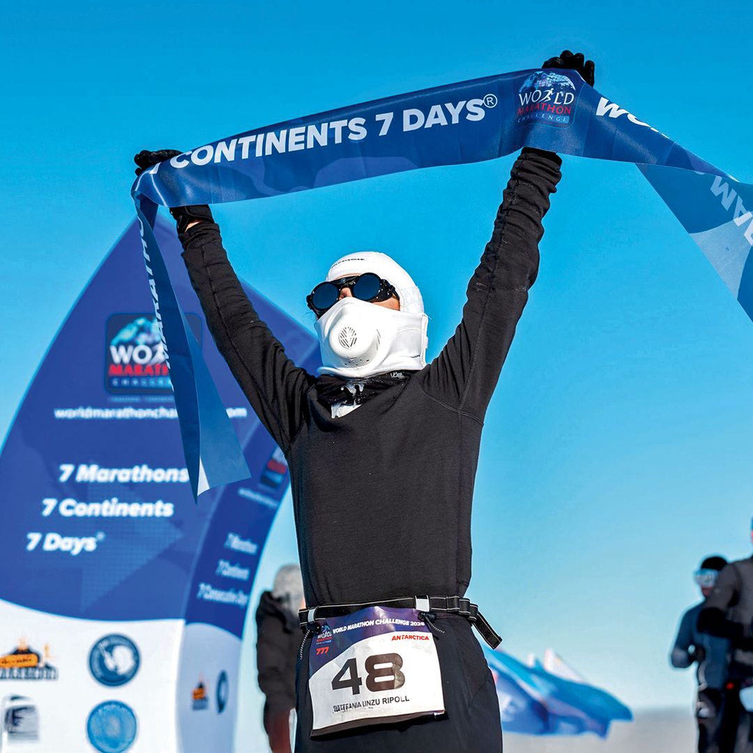 En el 2025 ha conseguido hitos como participar en siete maratones en siete días en siete continentes y el récord de España en 100 kilómetros en ruta, demostrando que la vida familiar y las grandes metas personales pueden convivir con pasión, constancia y amor