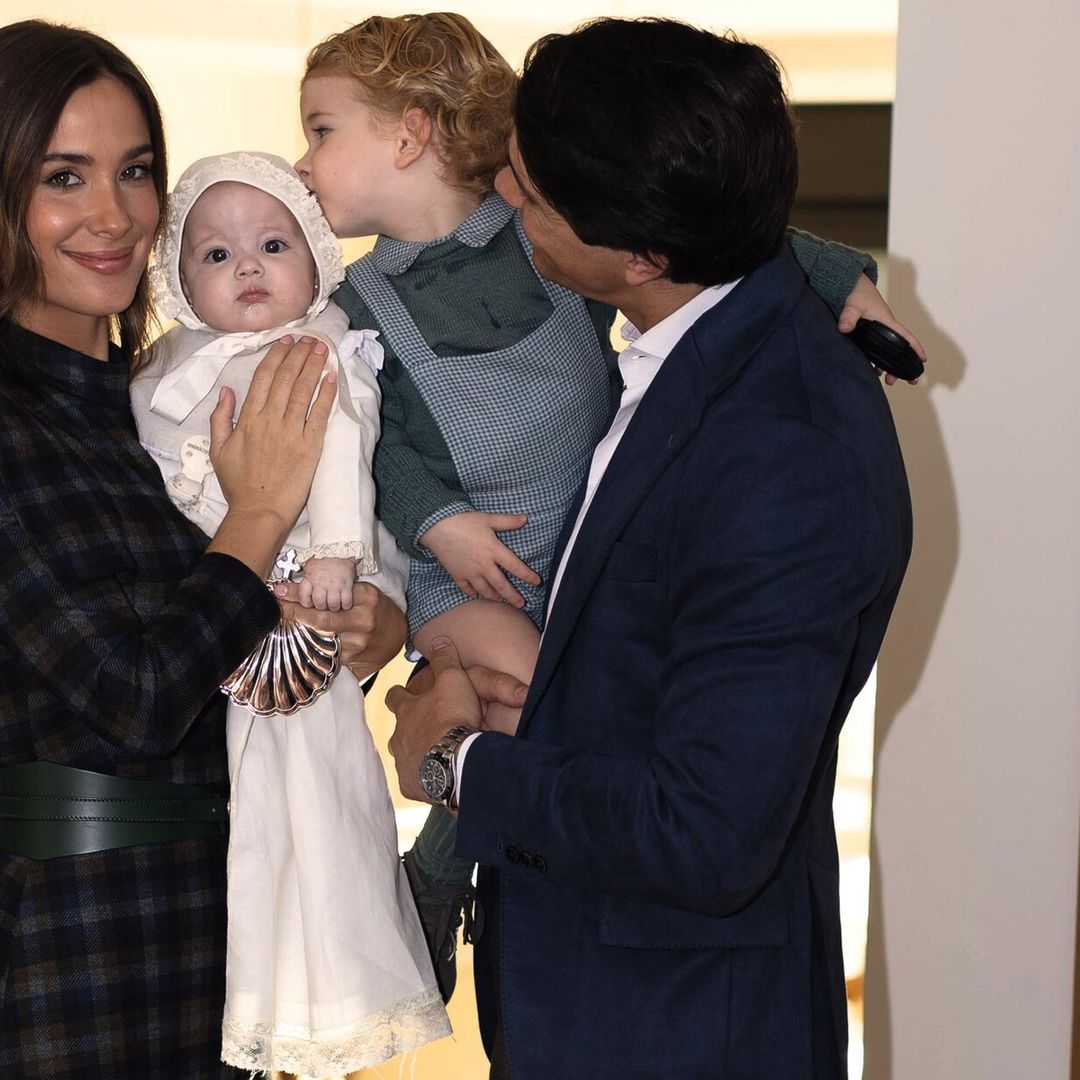El emotivo bautizo de Vega, hija de María Pombo y Pablo Castellano