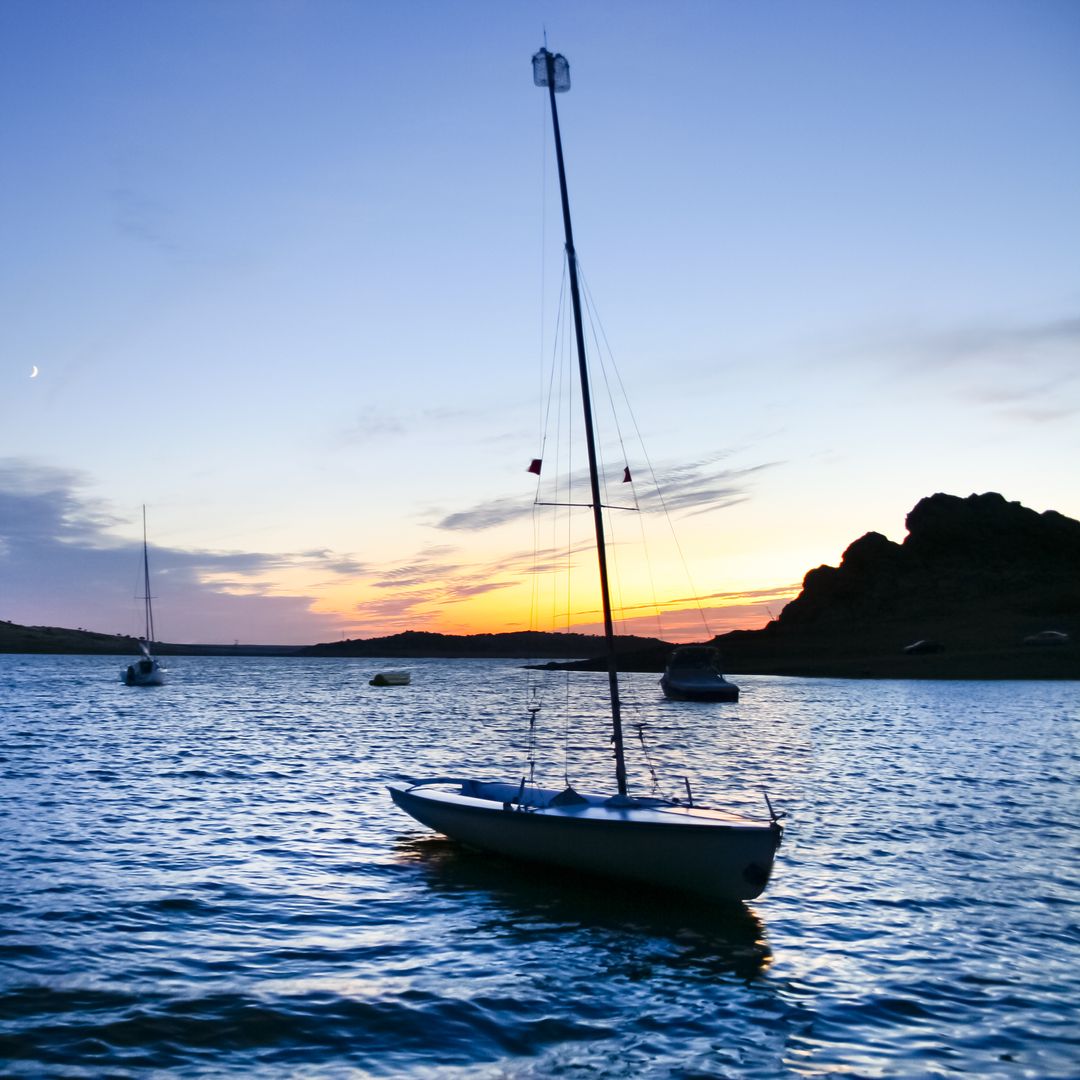 Barcos en el pantano de Alange, Badajoz