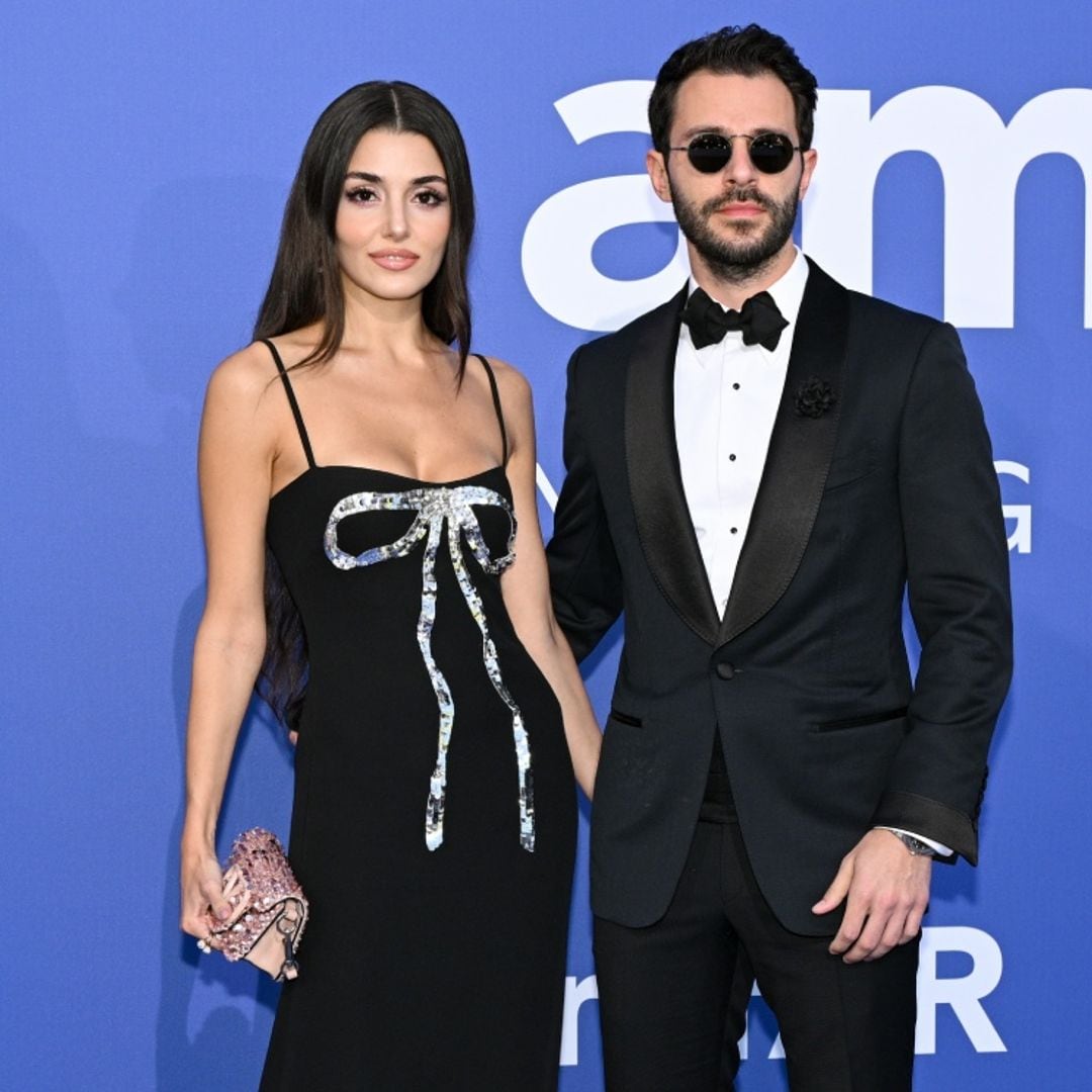 Cara y cruz para Hande Erçel: cumple el primer aniversario con su chico y se defiende tras las críticas por su última serie