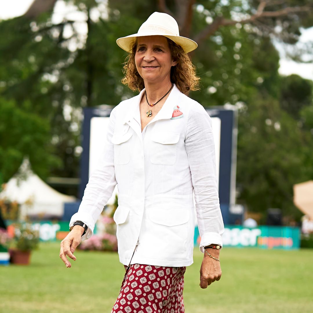 La icónica colección de sombreros de la infanta Elena: de los Fedora a sus impresionantes pamelas