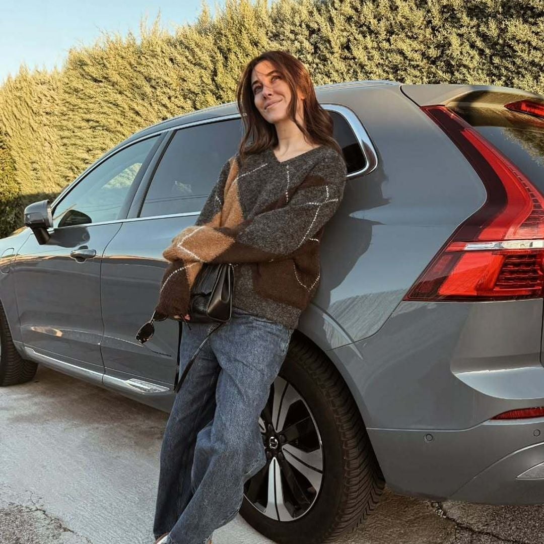 Blanca Suárez con jersey de rombos. 