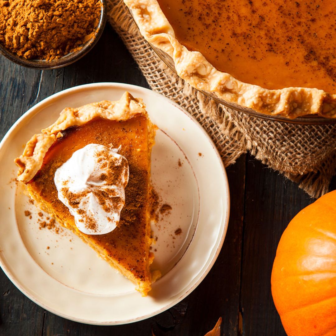 Tarta de calabaza con crema chantilly