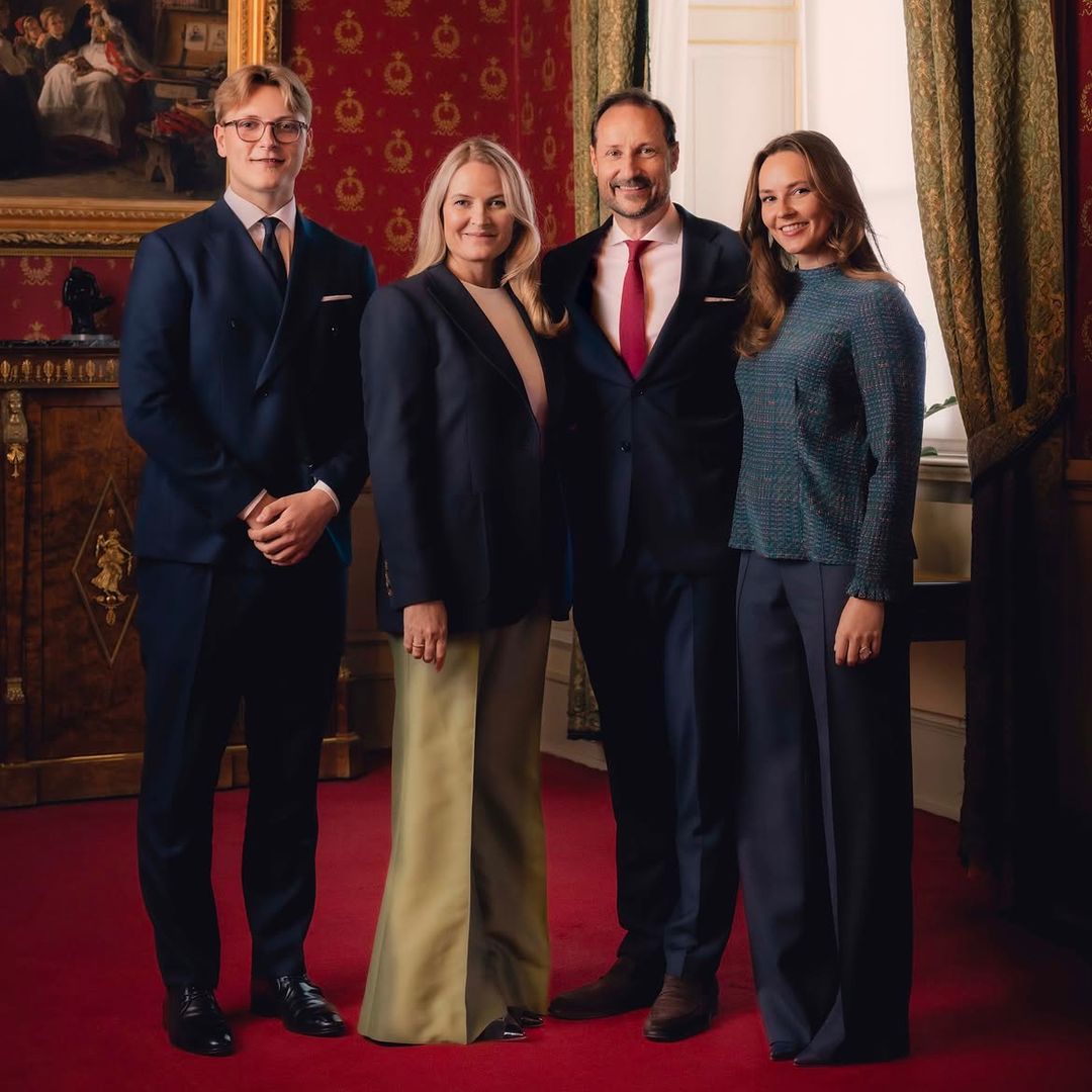 Mette-Marit, en su cumpleaños más amargo: entre el trasplante, el "caso Marius" y el desgaste que podría alejarla de convertirse en reina de Noruega