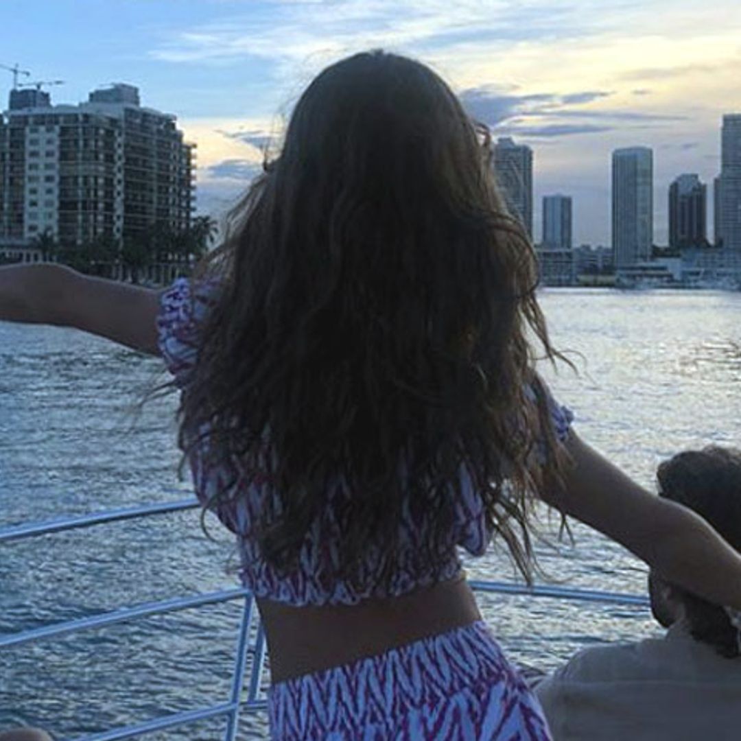 El ritmo en alta mar de Ella, la hija de David Bisbal y Elena Tablada, ¡cómo baila!