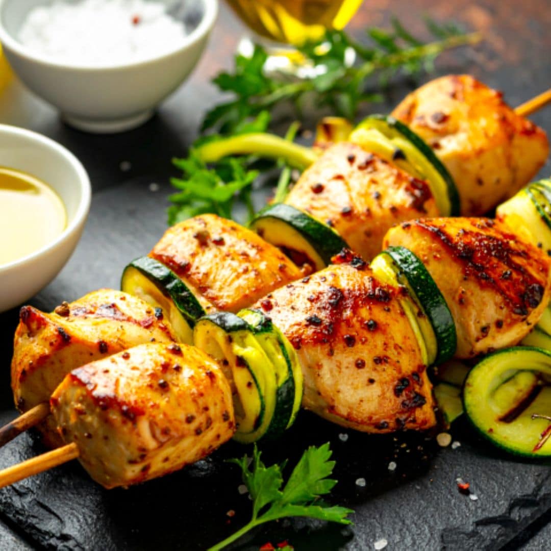 Cómo preparar brochetas para todos los gustos: 20 ideas fáciles y sabrosas