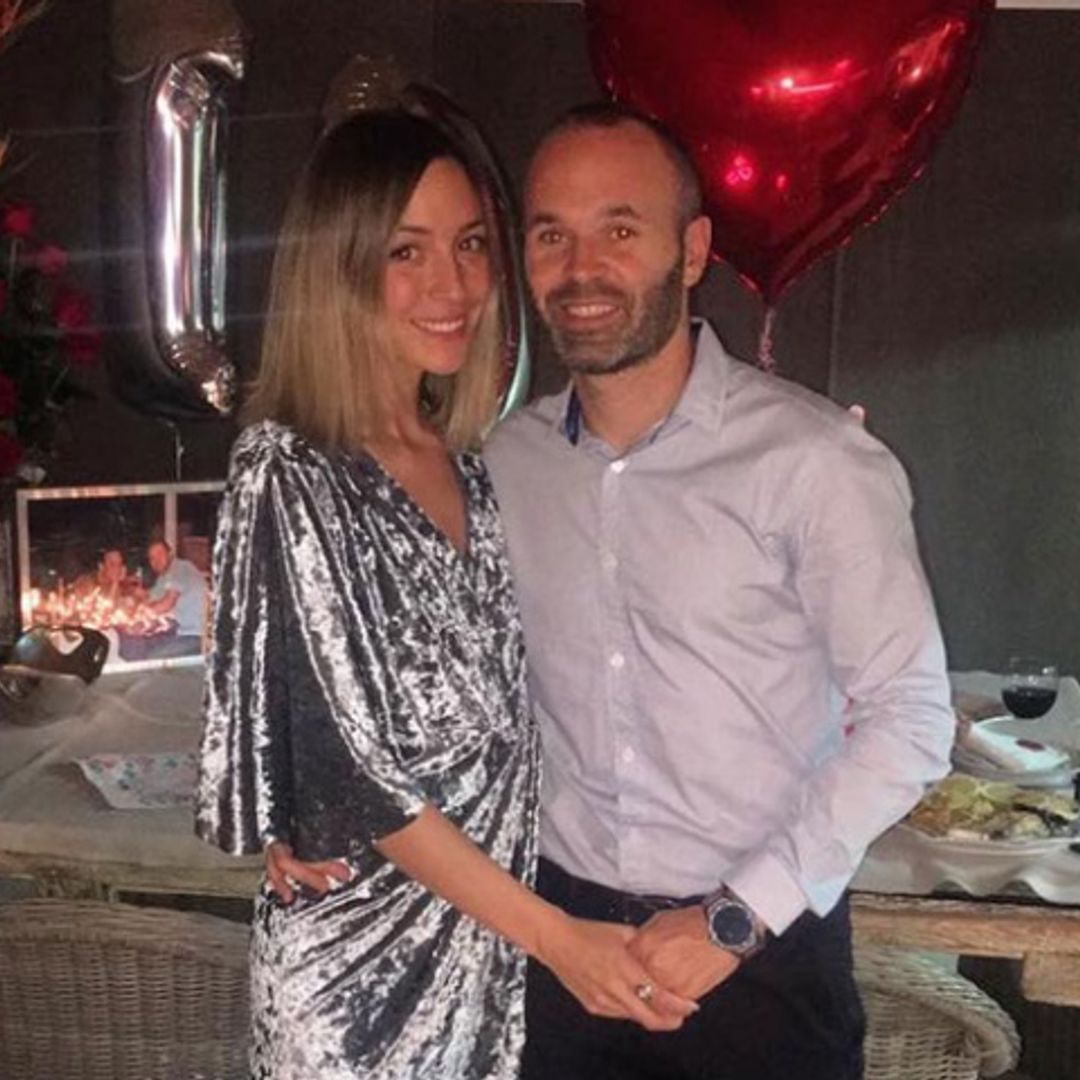 Andrés Iniesta y Anna Ortiz celebran una década de amor