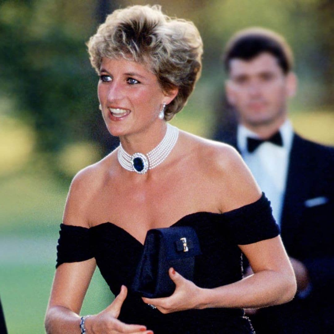 El de la 'venganza' de Diana y otros vestidos históricos que comprarás esta primavera