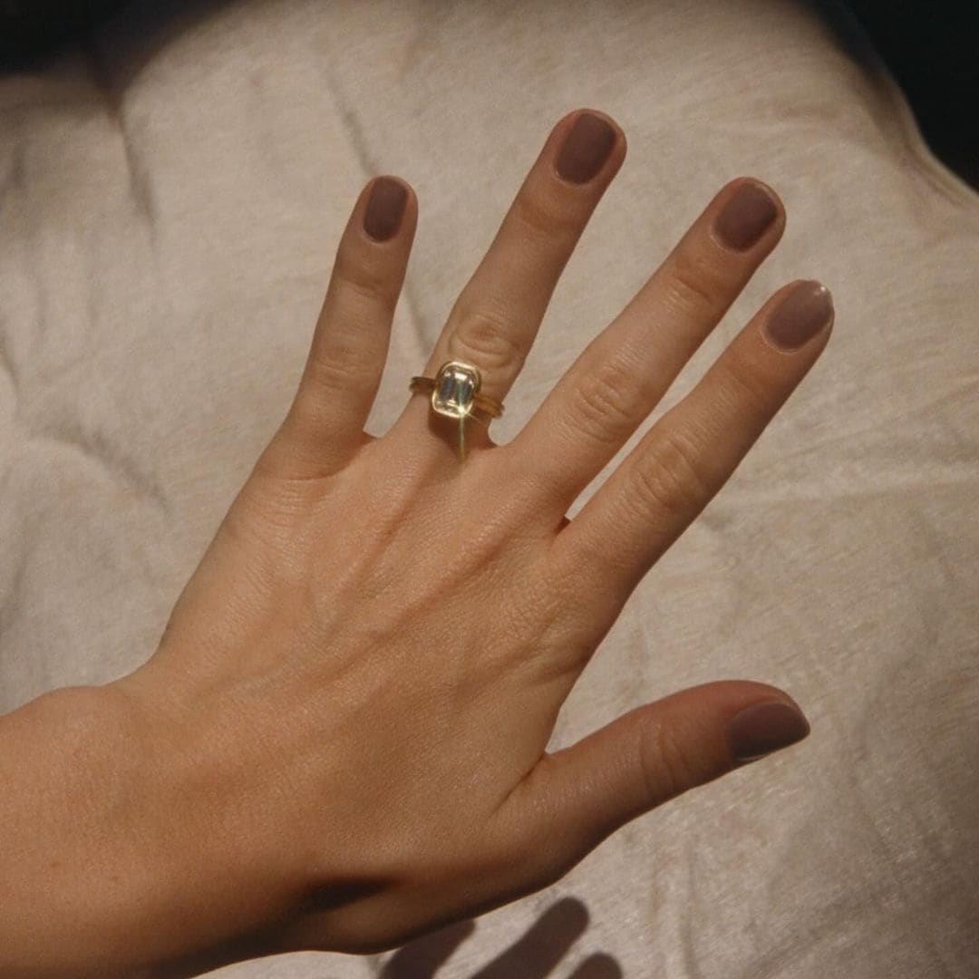 El anillo de compromiso de Stella Banderas