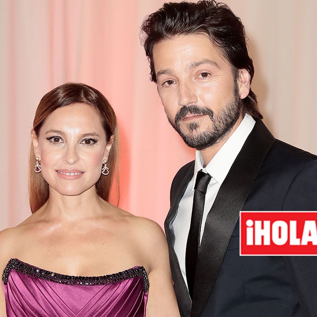Diego Luna posa por primera vez con su pareja, Marina Tavira, en su noche más especial