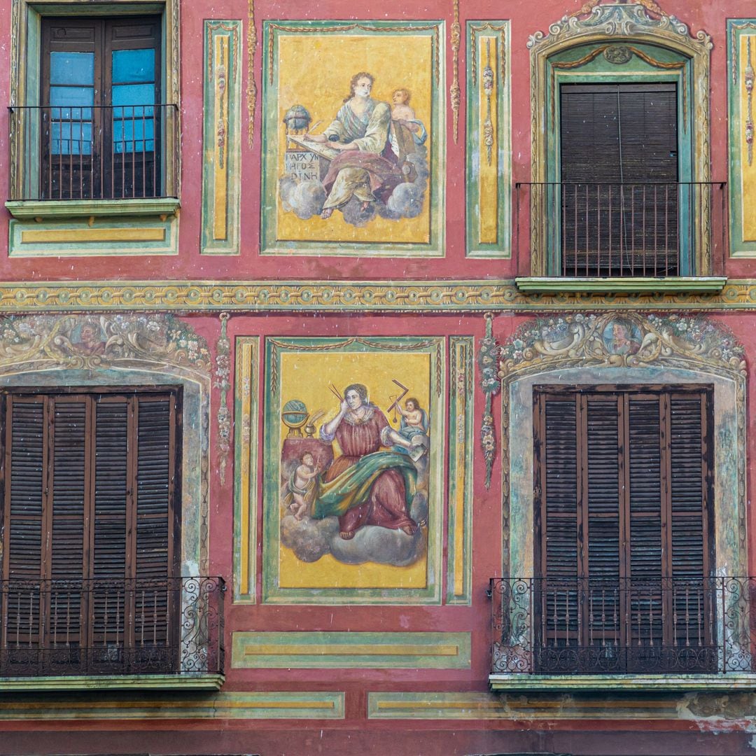 Pintura sobre las fachadas de Graus, Huesca