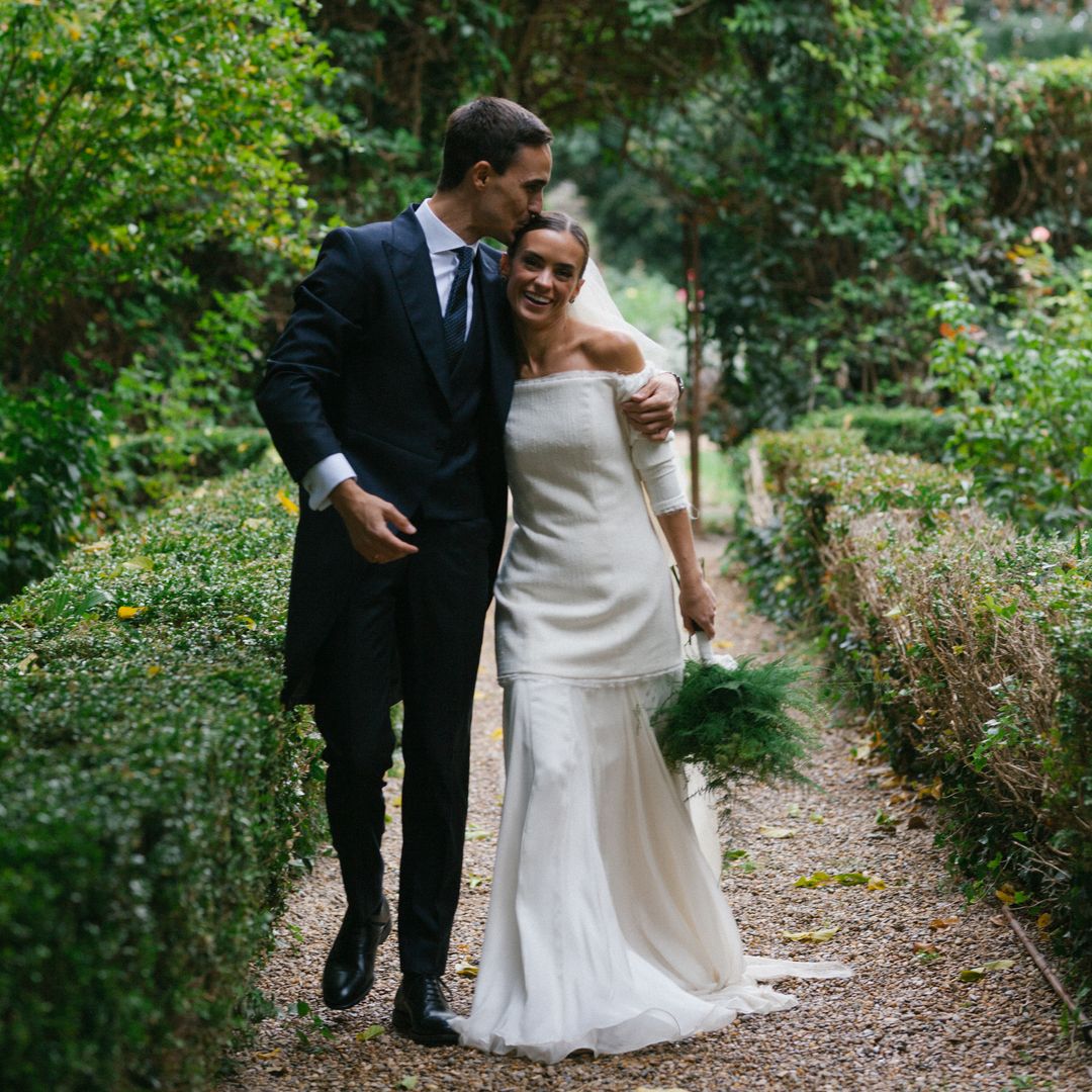 La boda en Zaragoza de Beatriz, la novia de las mangas remangadas y la falda transformable