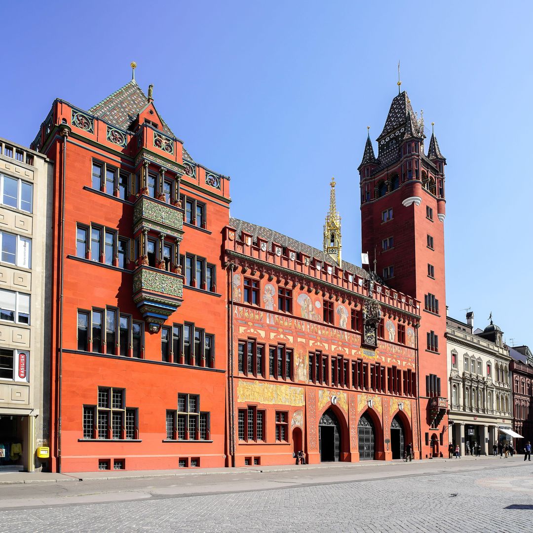 Ayuntamiento en la Marketplatz de Basilea, Suiza