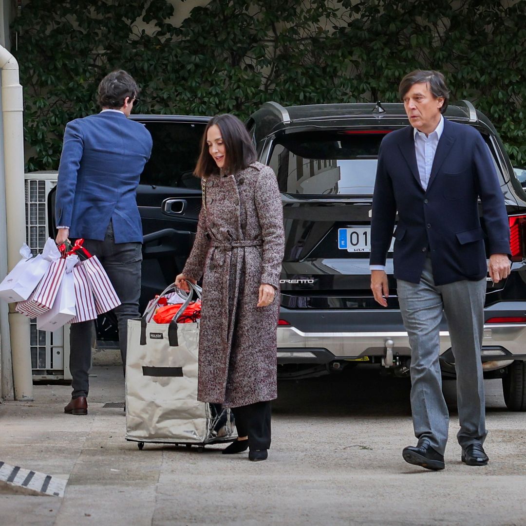 Manolo Falco, Tamara Falco and Inigo Onieva in Madrid on Thursday, 25 December 2025.