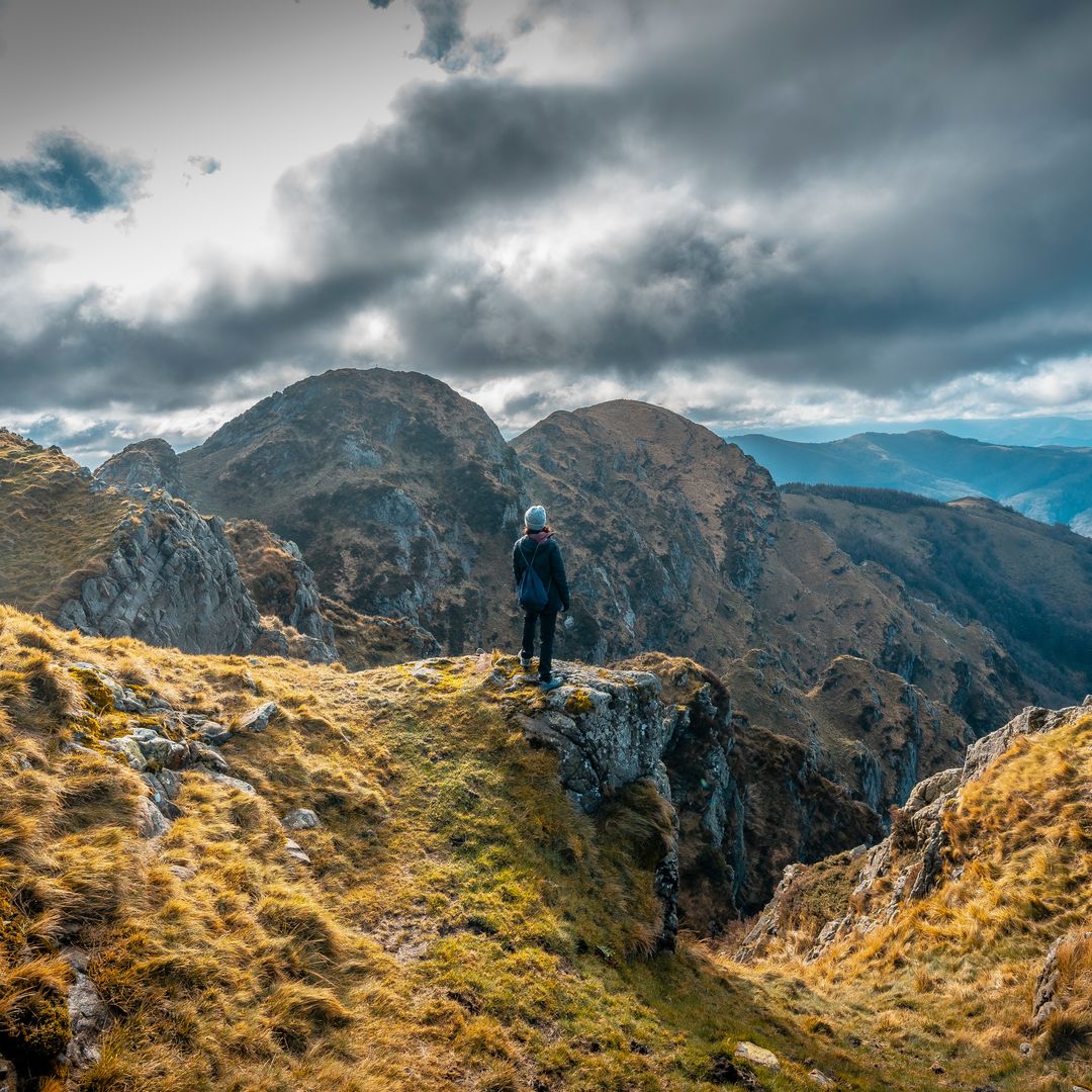 El santuario natural de Guipúzcoa que une bosques milenarios, patrimonio megalítico y tradición minera y narra la historia más antigua del País Vasco