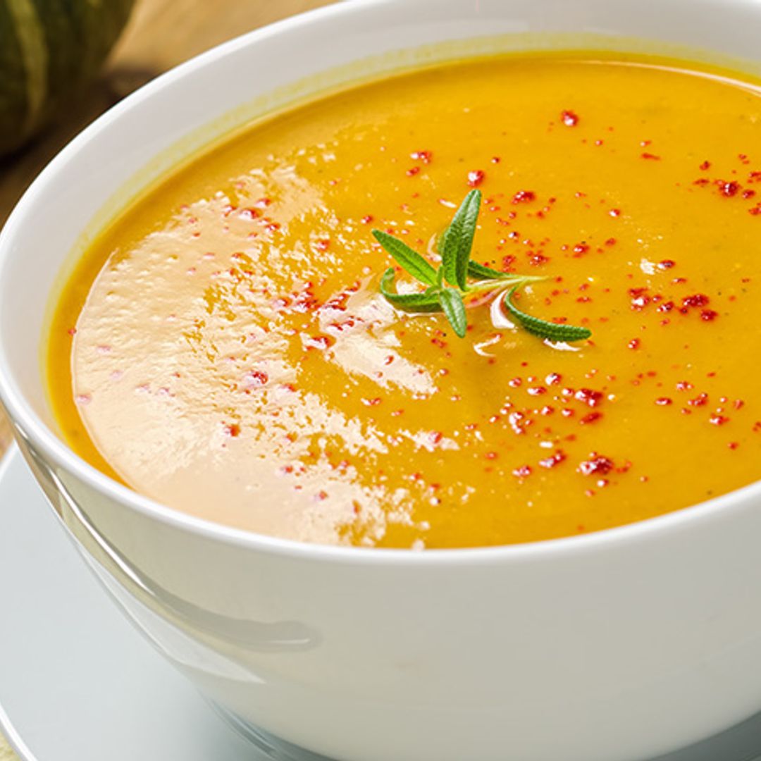 Una receta suculenta: Salmorejo cordobés de calabaza y piñones a la hierbabuena