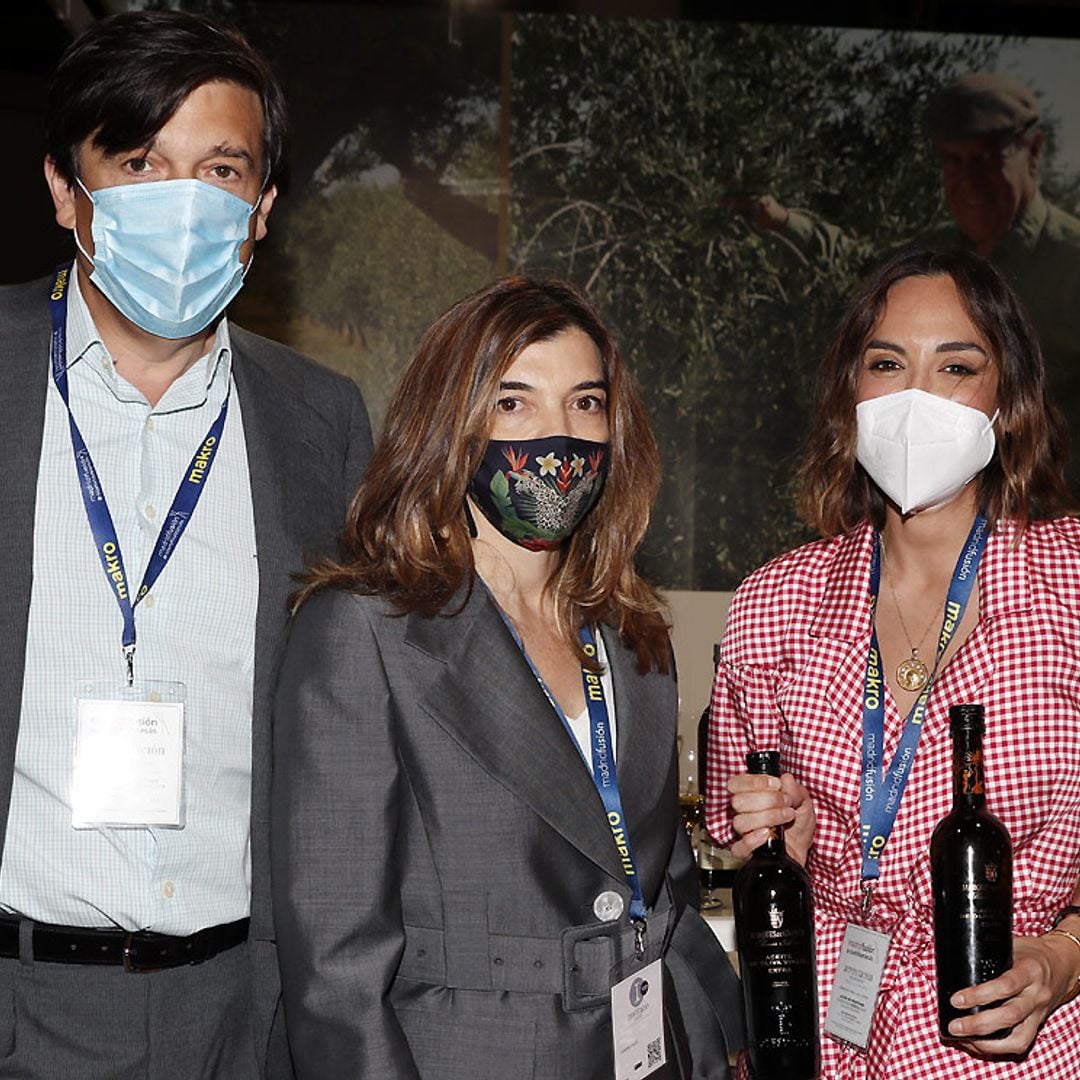 Tamara, muy unida a sus hermanos y junto a Íñigo Onieva en un homenaje a Carlos Falcó
