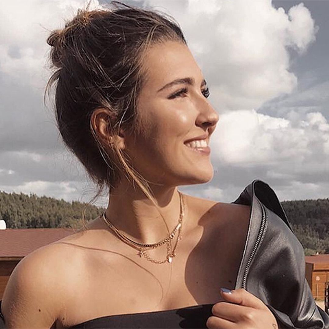Alba Díaz pone fin a sus vacaciones universitarias con el primer día de trabajo