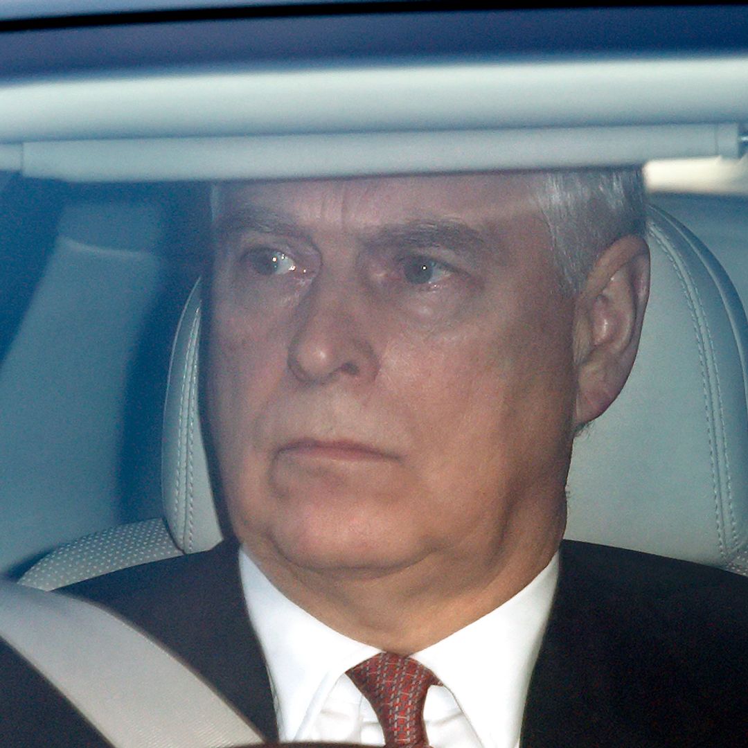 El expríncipe Andrés, en libertad tras diez horas arrestado por su vinculación con Epstein