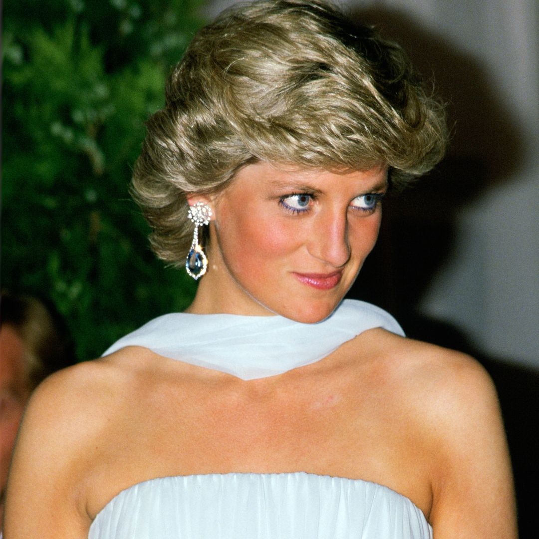 El vestido azul de Lady Di, el premamá de Blake Lively y otros looks que hicieron historia en el Festival de Cannes