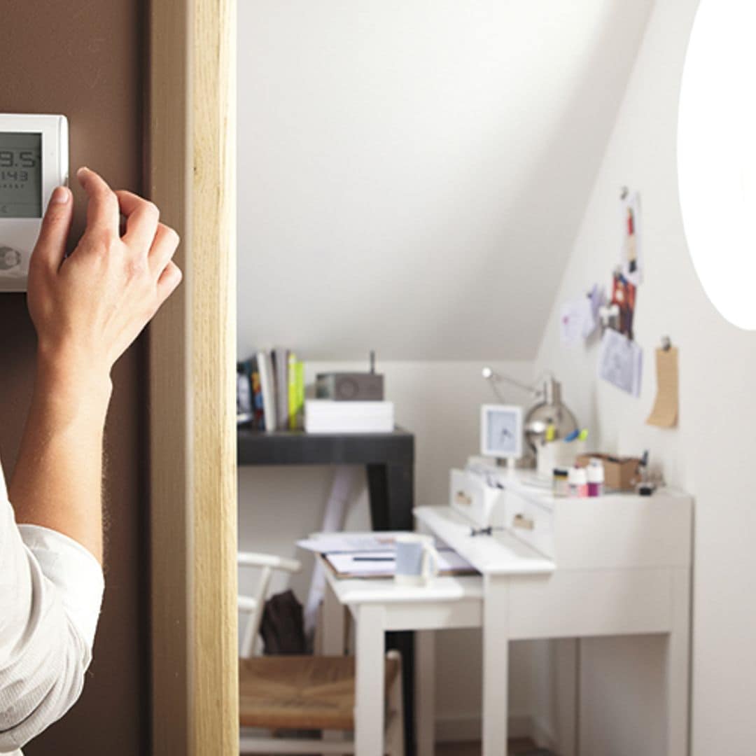 Así puedes reducir tu factura de la luz: los consejos de la OCU más eficaces y fáciles de aplicar