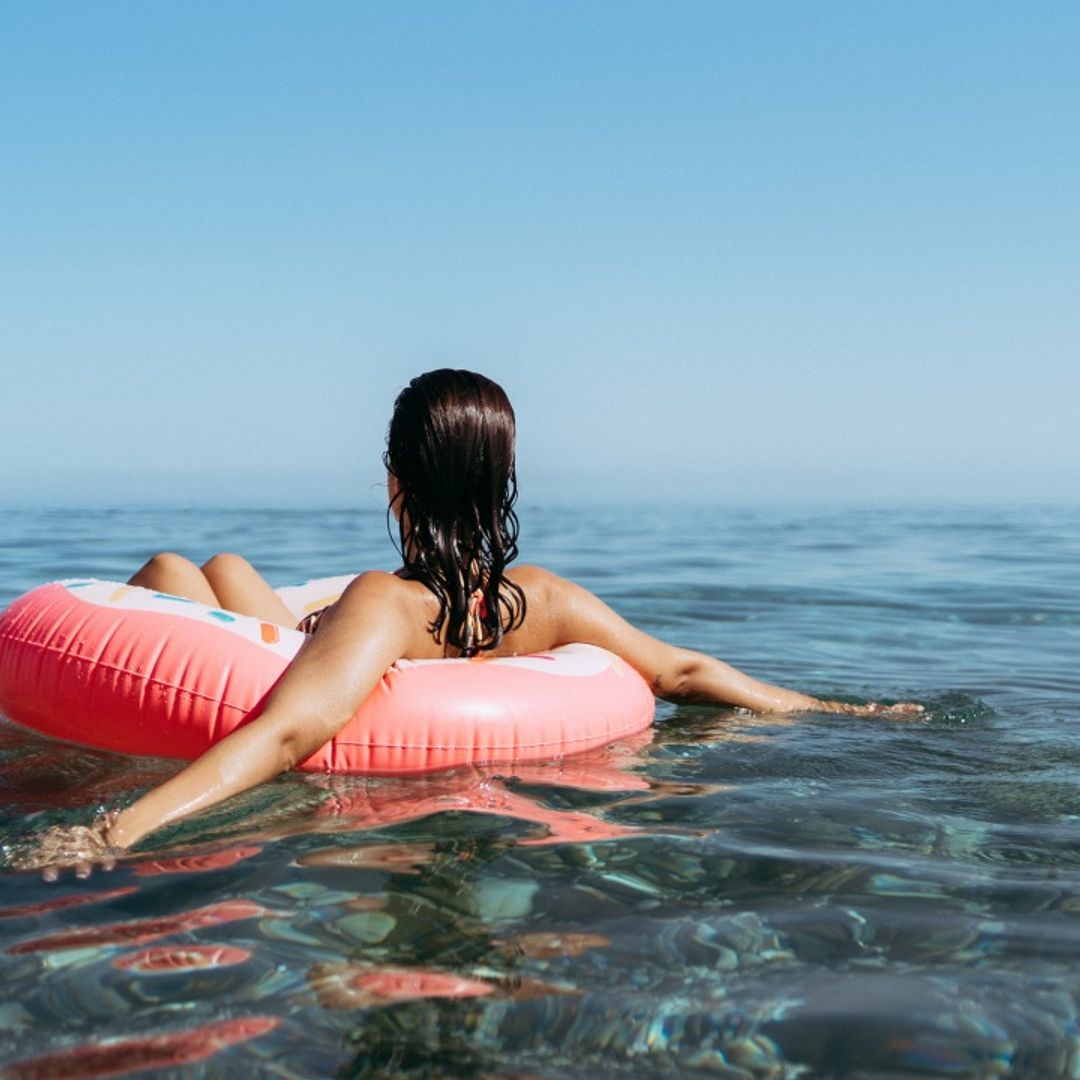 Despreocúpate este verano con las fundas impermeables para el móvil mejor valoradas