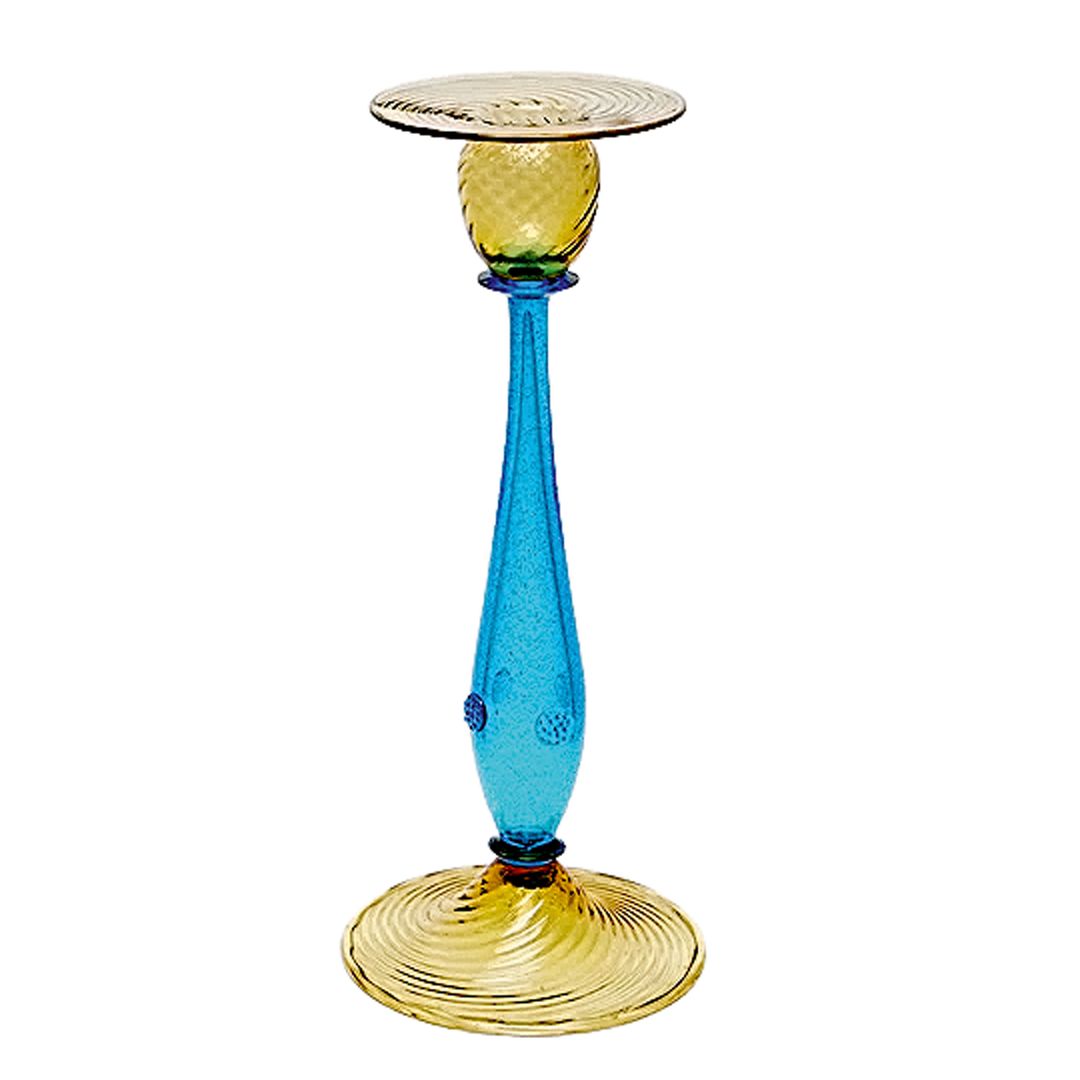 Portavelas, de Abask (940 €). Suzani Árbol, de Aunty B (1.200 €)