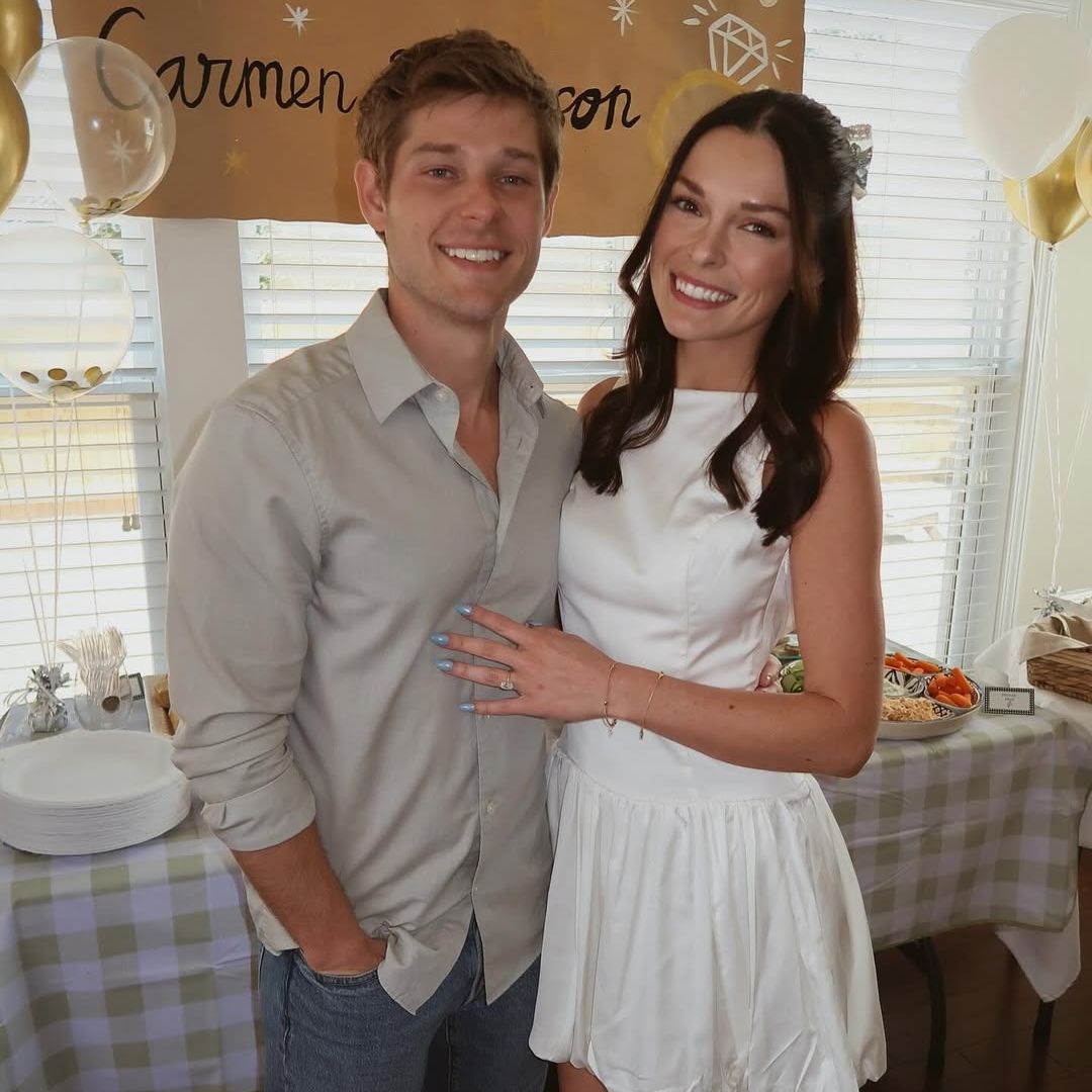 Mason Dye, actor de 'Stranger Things', se compromete: así será su idílica boda en la playa