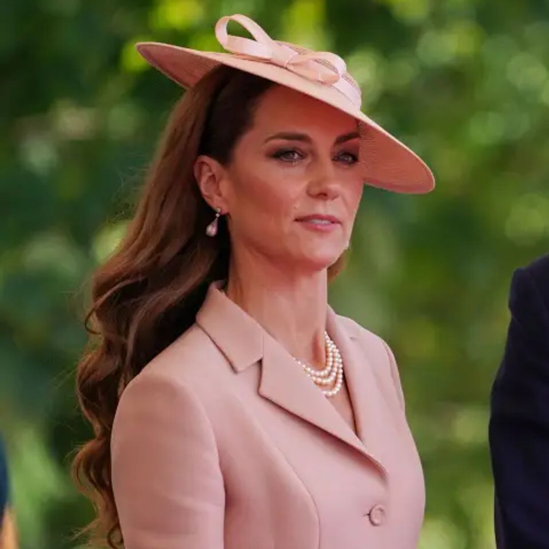 El príncipe Guillermo y Kate Middleton critican a un presentador de la BBC por una broma sobre la princesa Charlotte