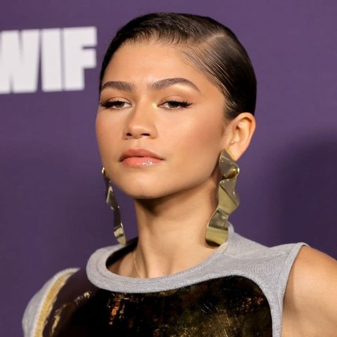 Zendaya hace un guiño a los 90 con su último look: ¡melena con extra de volumen!