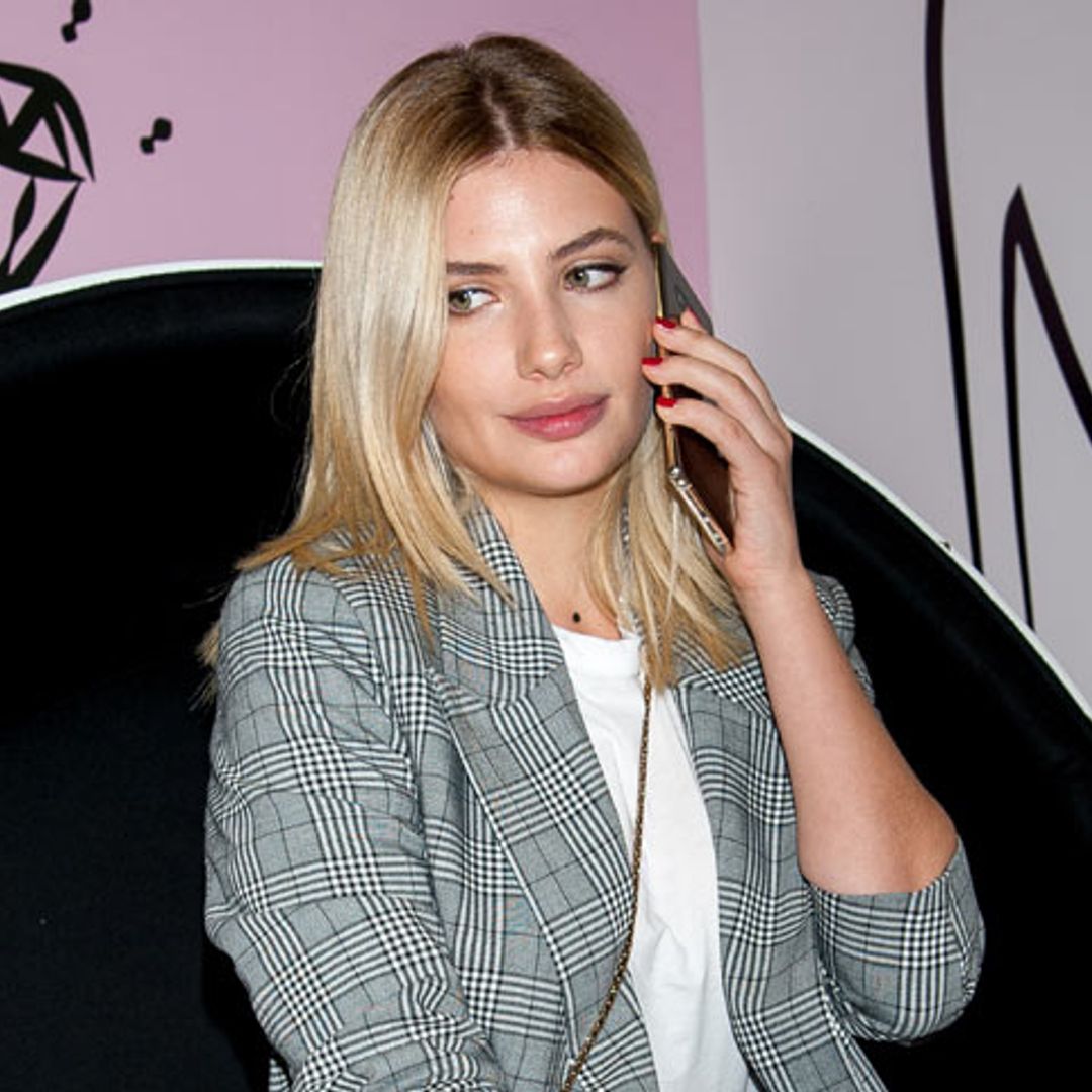 Miriam Giovanelli o los tres accesorios que nunca puedes olvidar si vas a una Fashion Week