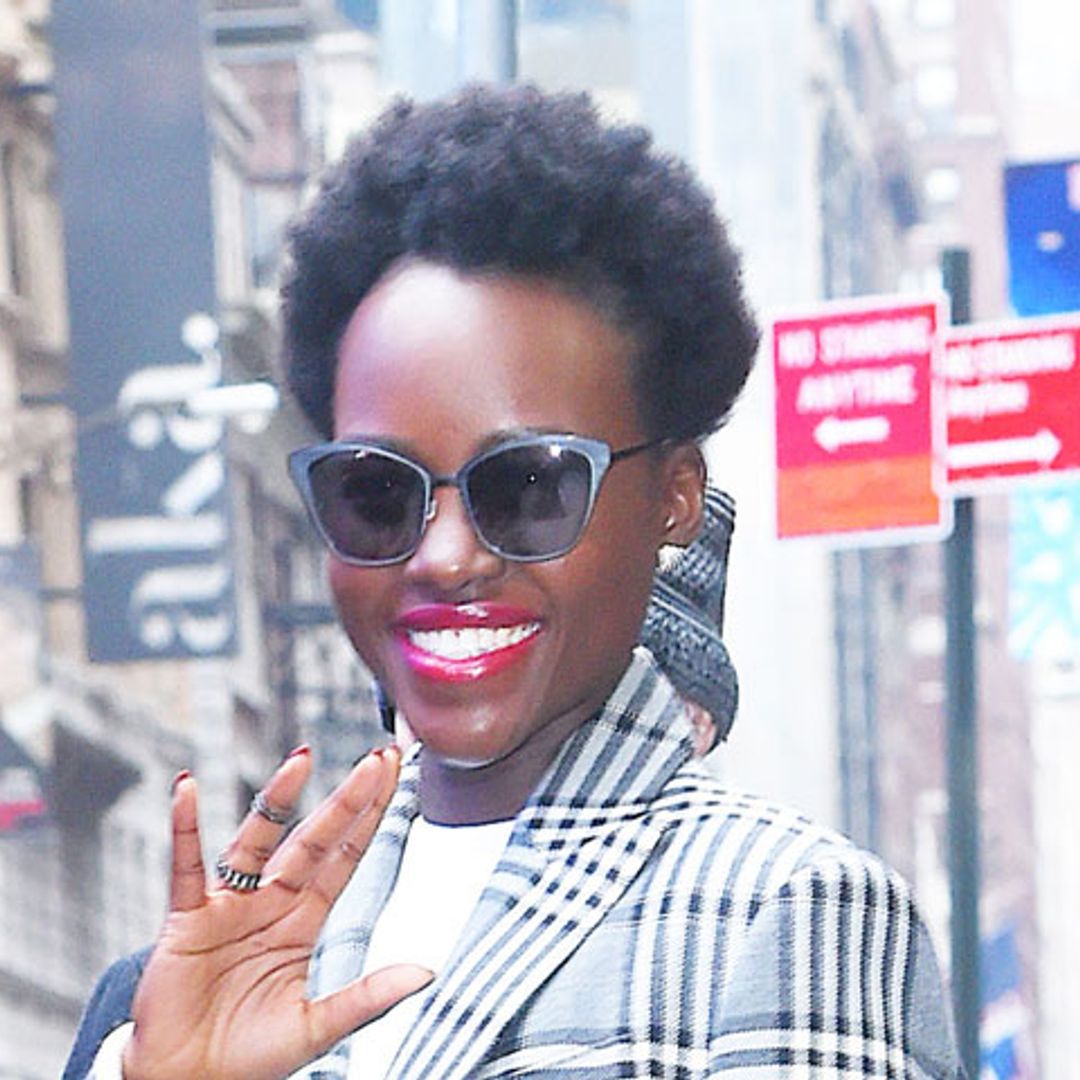 Este es quizá el 'look' más elegante de Lupita Nyong’o (y no es de alfombra roja)