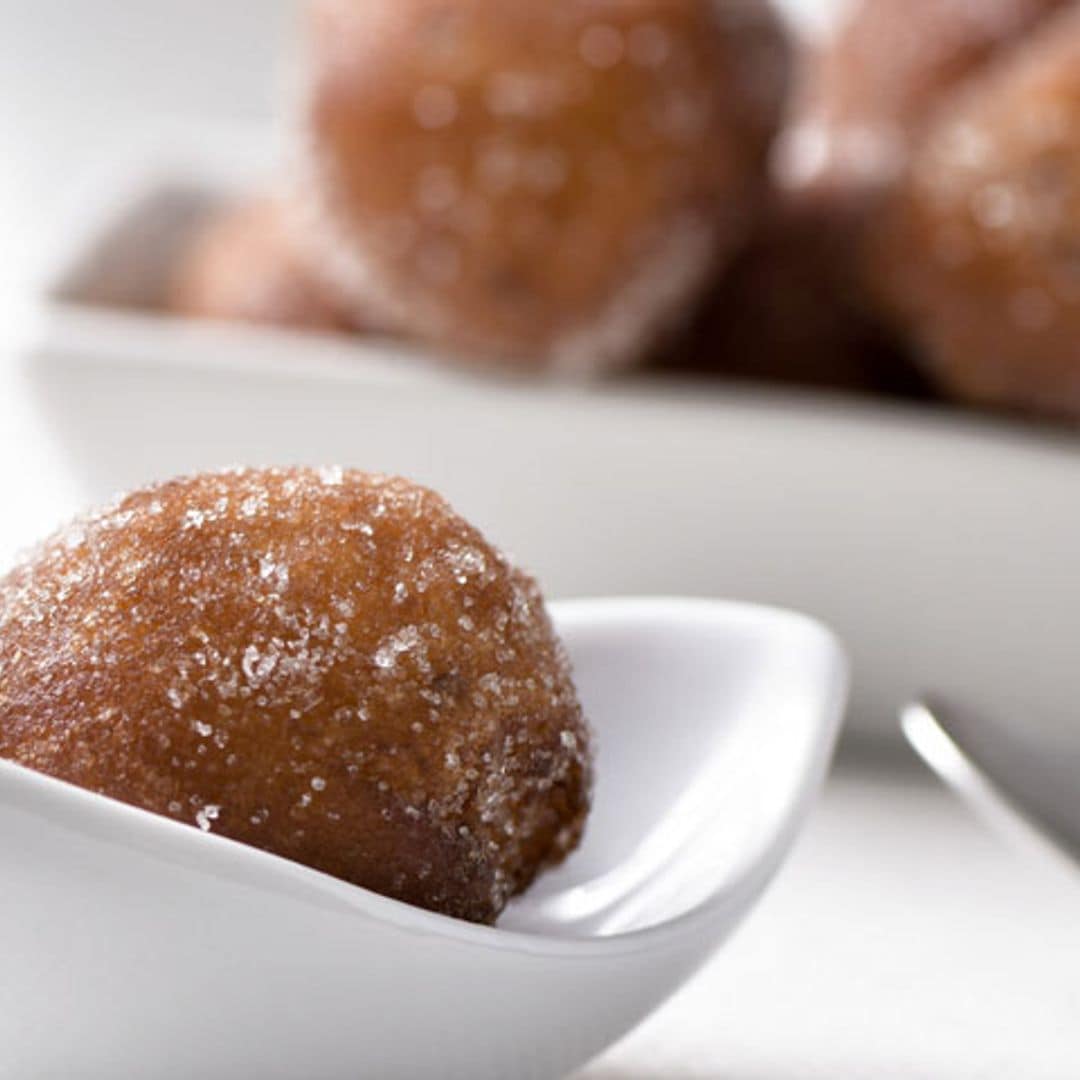 Buñuelos de viento clásicos al aroma de anís