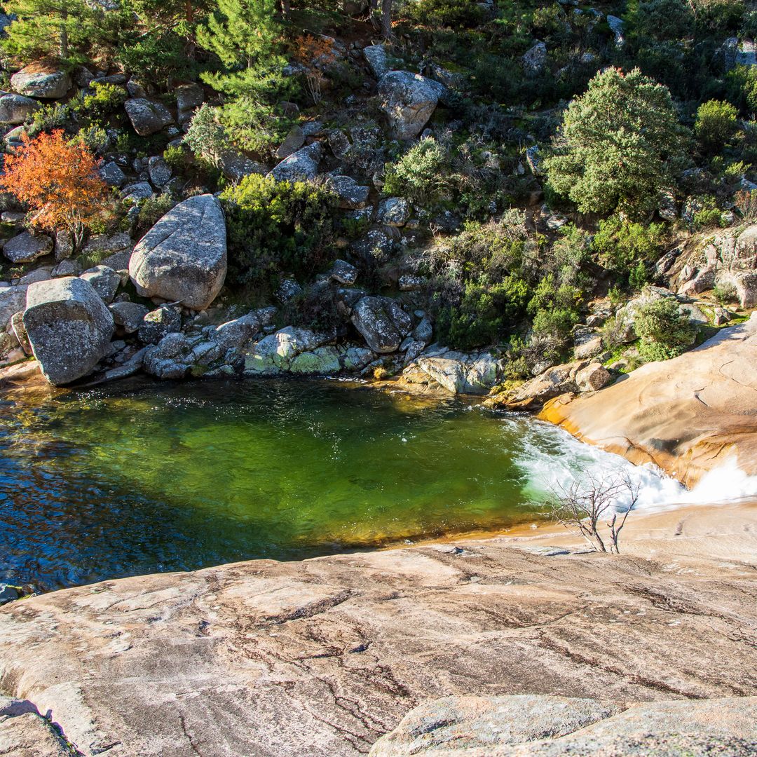 La Charca Verde en La Pedriza, una de las piscinas naturales más refrescantes de Madrid