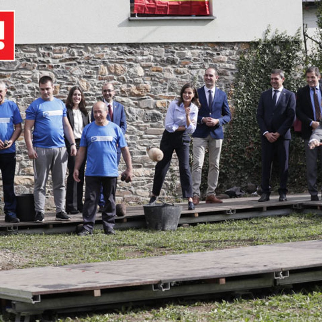 Los Reyes se empapan de las tradiciones asturianas en su visita a Moal, el 'pueblo ejemplar'
