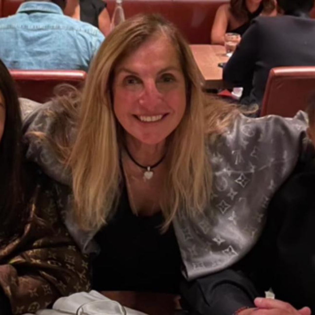 Raúl de Molina y su esposa se reencuentran con su hija Mía en Washington D.C.