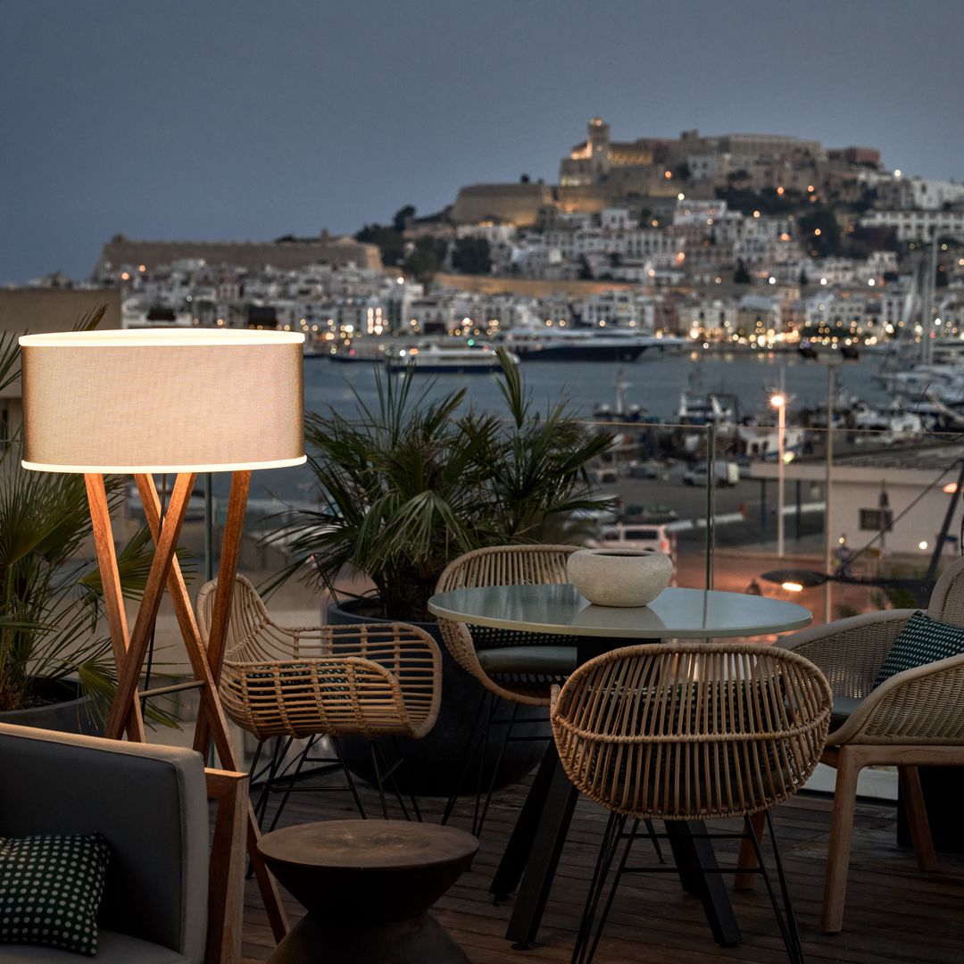 Panorámica de Dalta Vila desde el NH Ibiza Collection, el primer hotel de Minor en las islas Baleares y una buena elección para alojarse en la ciudad de Ibiza