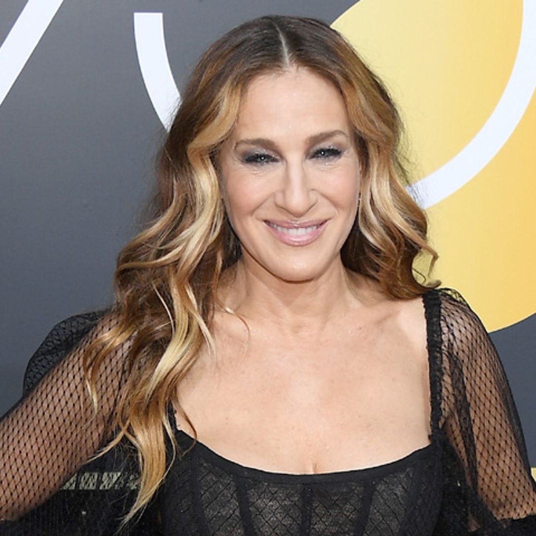 Sarah Jessica Parker se apunta a las 'swept bangs', el flequillo que te rejuvenece
