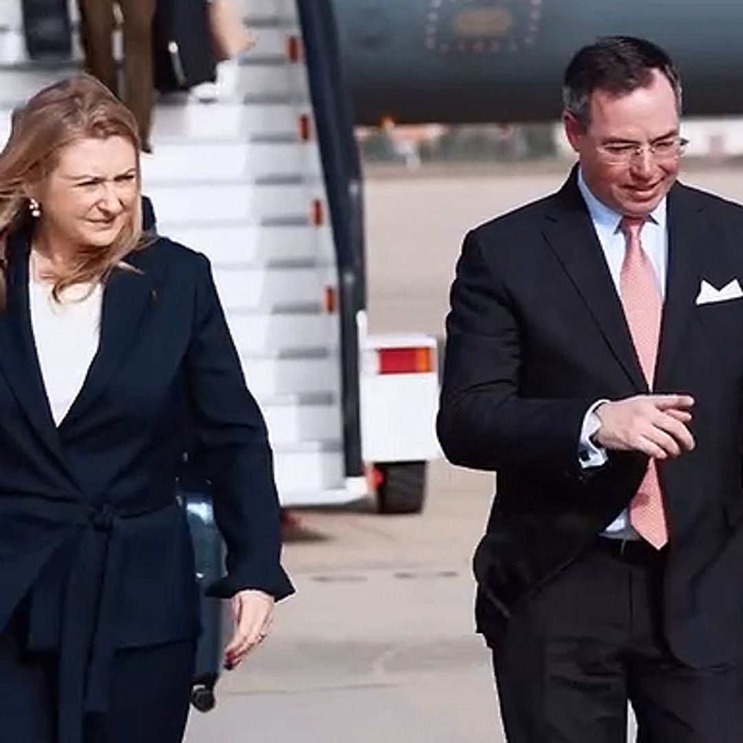 Así ha sido la llegada de película de Stéphanie y Guillermo de Luxemburgo a España: “Hola, Madrid”