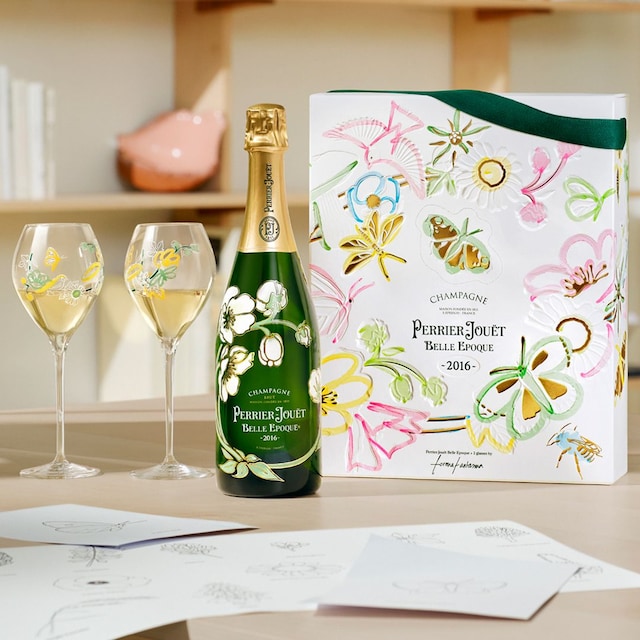 Botella de Perrier-Jouët, con diseño 'art noveau'