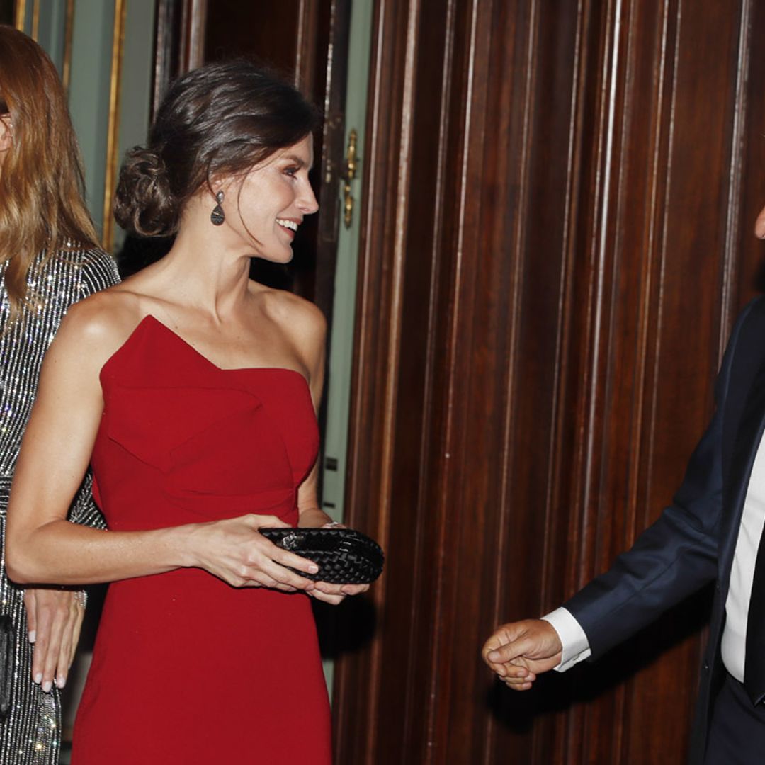 El momento fan de los Reyes con Ricardo Darín en su despedida de Buenos Aires