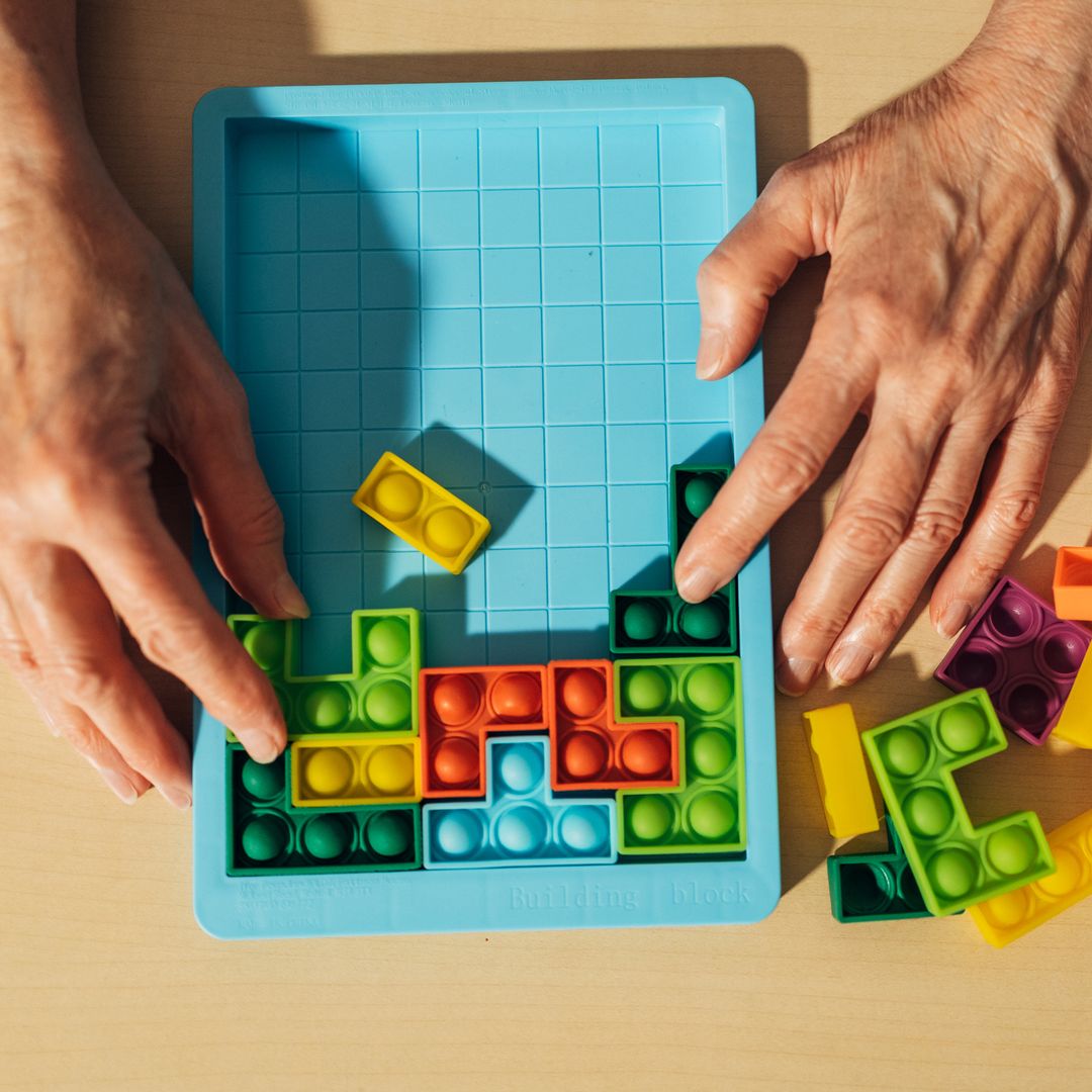 Los 8 mejores juegos de mesa para personas mayores que activan su mente