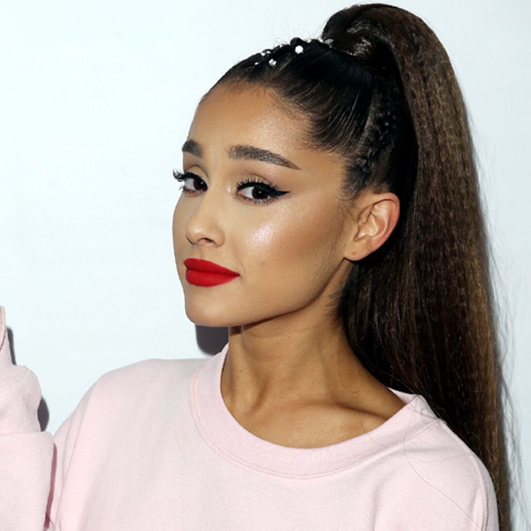 Ariana Grande podría haber lucido ya públicamente su anillo de compromiso, ¡y es enorme!