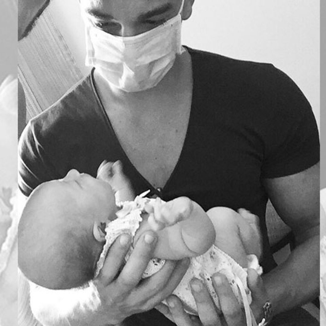 Clemente Lequio muestra su primera foto junto a su hermanita y lanza un mensaje de apoyo a su padre y María Palacios
